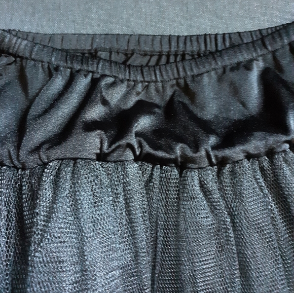 Black Goth Punk Tutu Petticoat - Picture 4 of 5